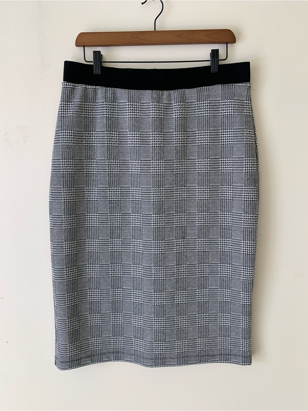 CONTEMPORAINE by SIMONS Black & White Glen Plaid Pencil Skirt Midi Below Knee